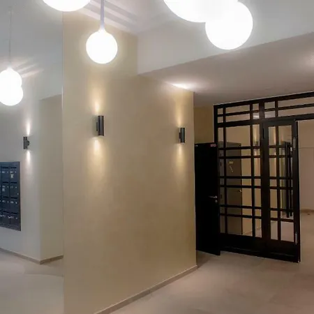 Ilodge Secondia Chessy  Buitenkant foto